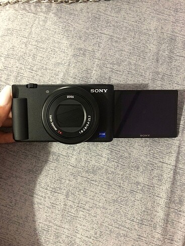 Garantili TR ürünü Sony ZV-1 24-70mm Vlog Fotoğraf Makinesi