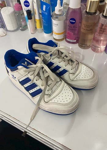 Adidas forum low