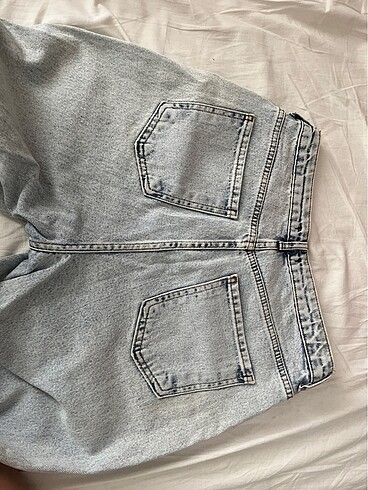 42 Beden mavi Renk Trendyolmilla buz mavisi jean