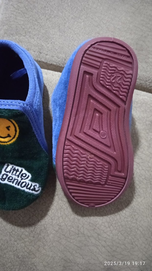 Renkli Erkek Çocuk Ev Terliği Velcro - Görsel 2