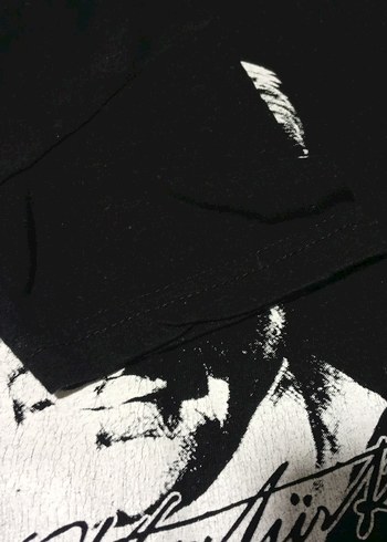 Siyah Atatürk Baskılı Tişört - Görsel 3