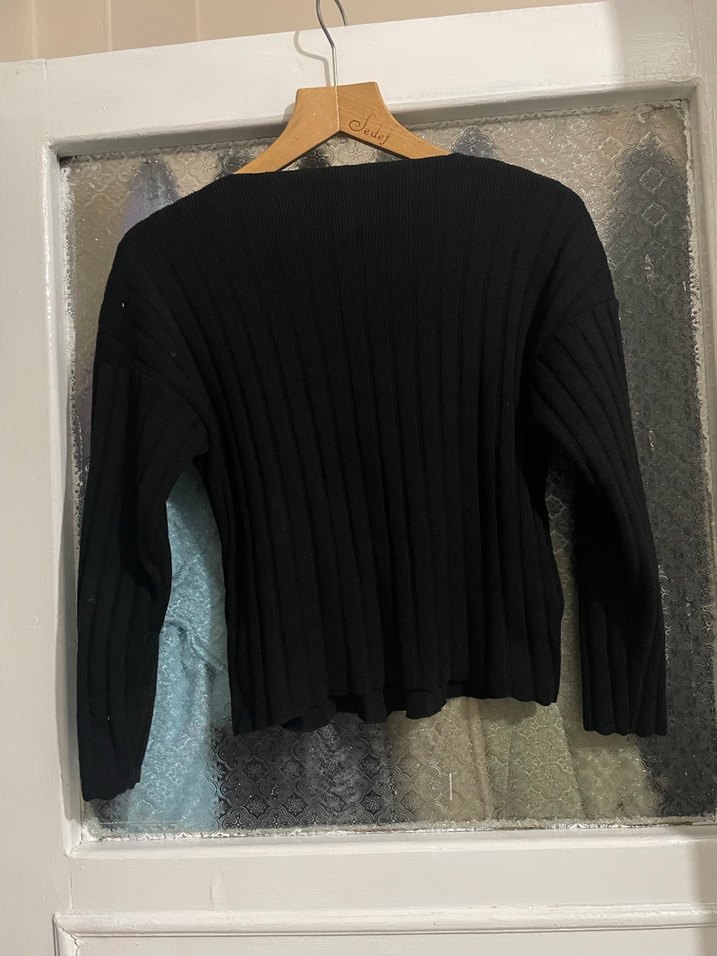 Siyah V Yaka Fitilli Triko Kazak - Görsel 3