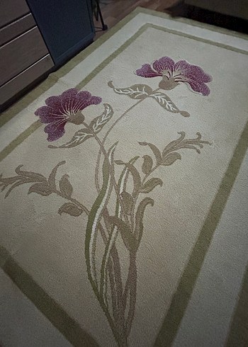 Çiçek Desenli Halı 4 m2 - Görsel 3