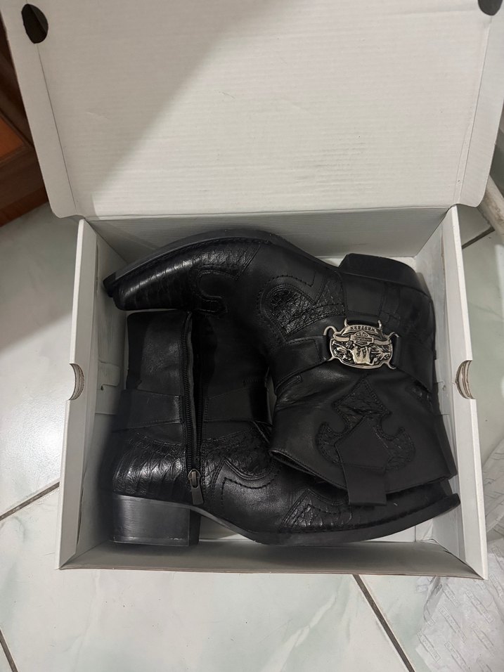 Footcourt Marka Kemer Detaylı Siyah Erkek Biker Deri Bot - Görsel 5