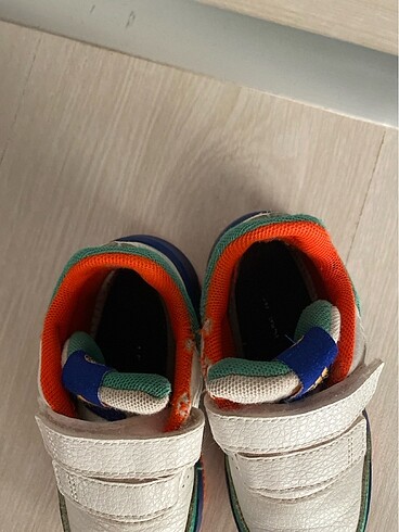 Adidas 24 numara çocuk ayakkabısı