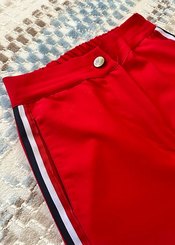 Düğmeli Kırmızı Çizgili Kadın Pantolon - Görsel 2