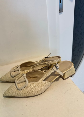 Bej Yılan Desenli Tokalı Kadın Topuklu Babet - Görsel 3