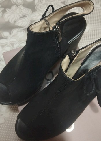 Siyah Platform Topuklu Kadın Ayakkabı - Görsel 2