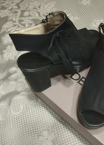 Siyah Platform Topuklu Kadın Ayakkabı - Görsel 3