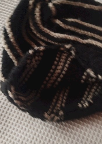 Kadın siyah çizgili örgü bere - Görsel 3