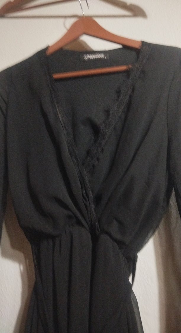 Siyah Uzun Kollu V Yaka Uzun Elbise - Görsel 4