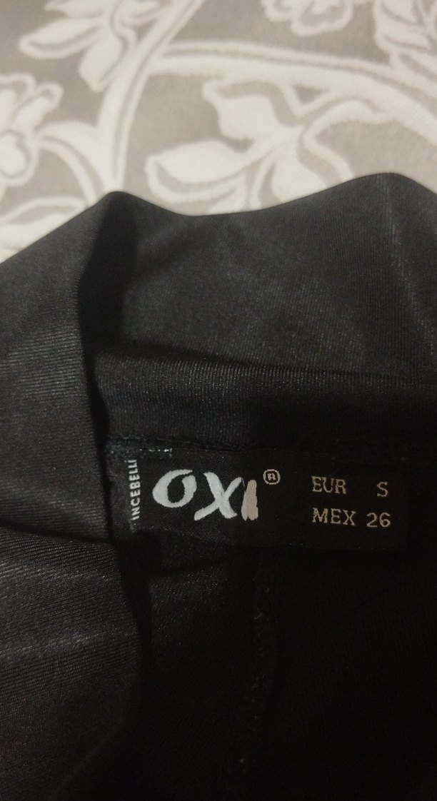 Siyah Esnek Spor Kadın Tayt - Görsel 4