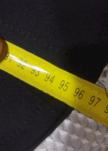 Siyah Kadın paça kısımlarından yırtmaçlı kadın pantolon - Görsel 4