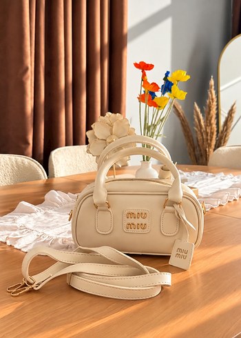 Miu Miu Krem Mini Canta