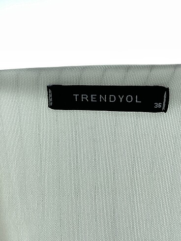36 Beden beyaz Renk Trendyol & Milla Uzun Elbise %70 İndirimli.