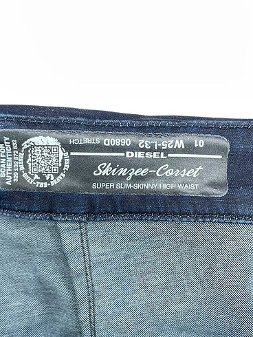 s Beden siyah Renk Diesel Skinny %70 İndirimli.