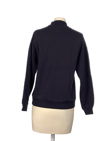 m Beden Trendyol & Milla Sweatshirt %70 İndirimli.