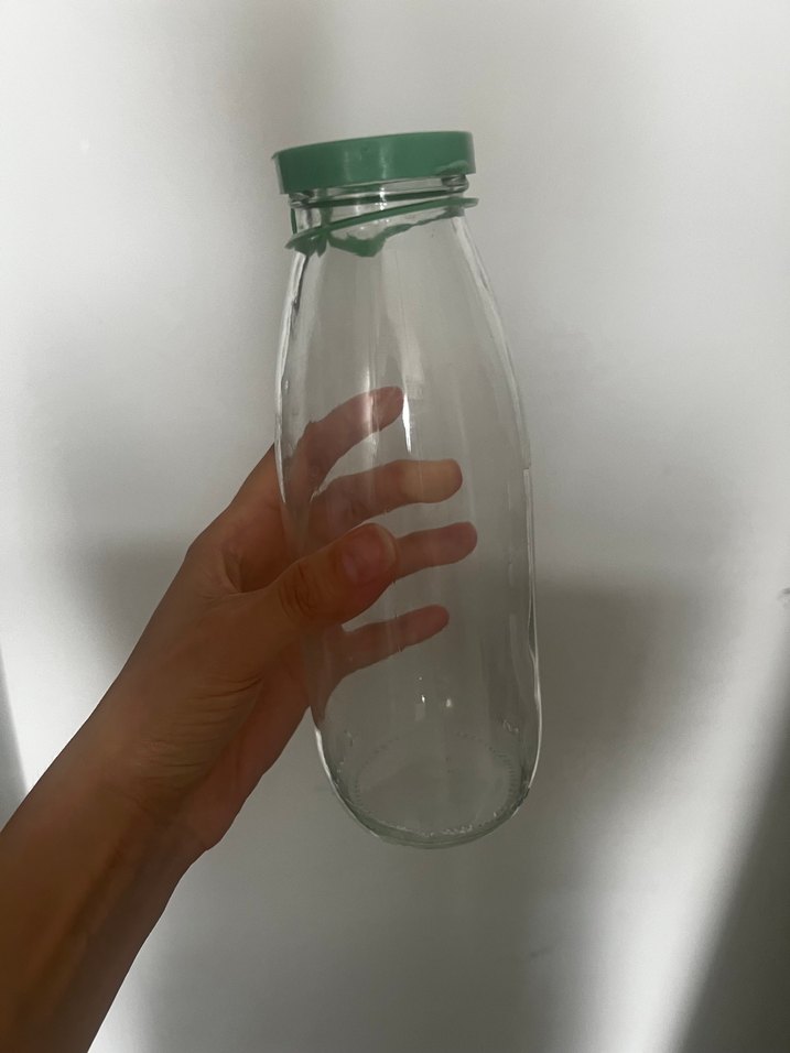 Yeşil Kapaklı Cam su şişesi - Görsel 2