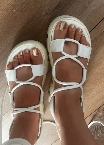 Bilekten Bağlamalı Kadın Sandalet - Görsel 3