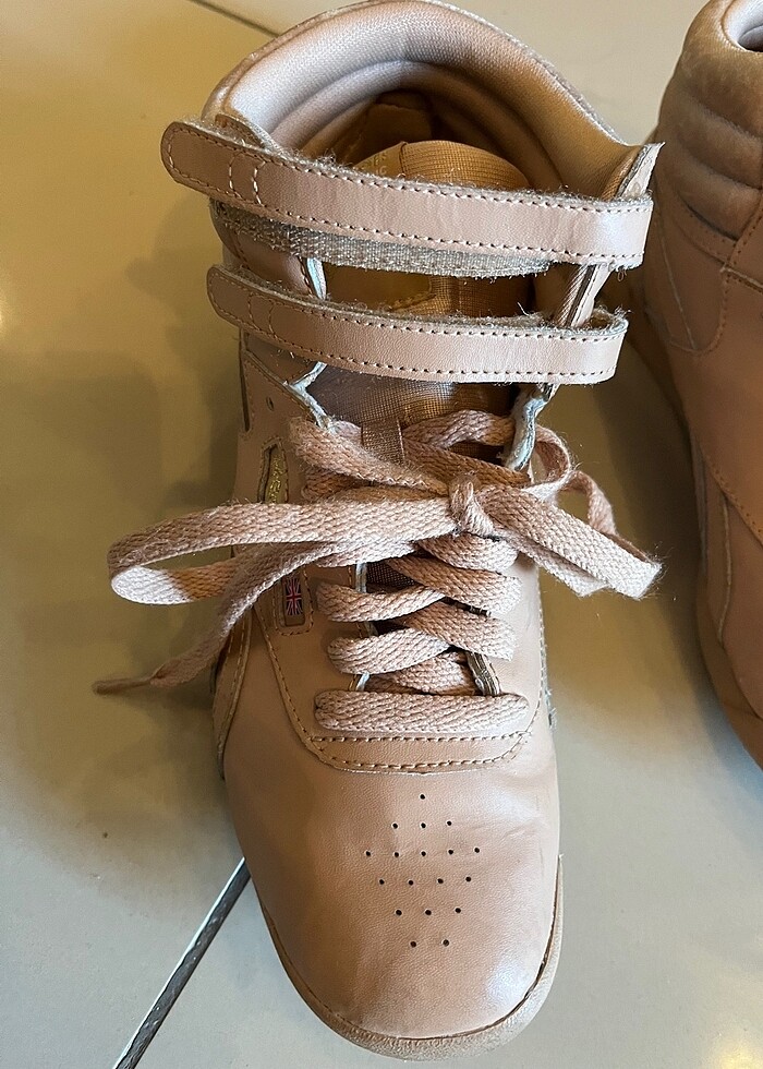 Reebok spor ayakkabı orjinal  kızım bir iki kez giydi - Görsel 3