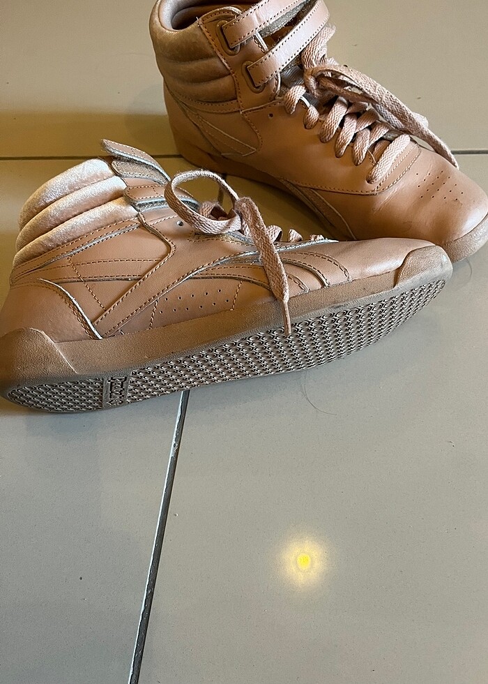 Reebok spor ayakkabı orjinal  kızım bir iki kez giydi - Görsel 5