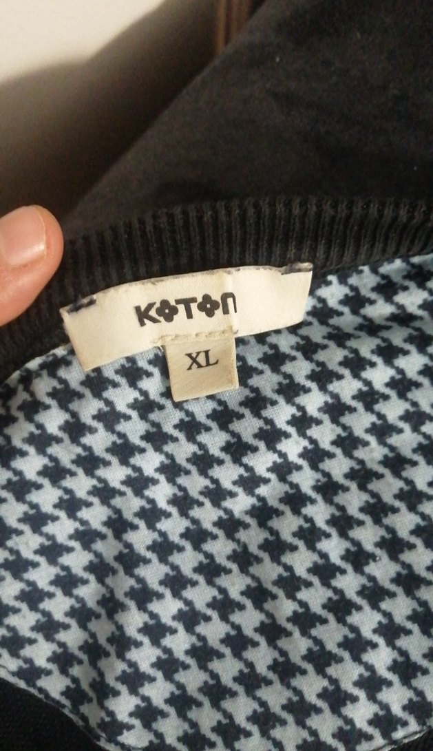 Siyah V Yaka Uzun Kollu Erkek Gömlek - Görsel 4