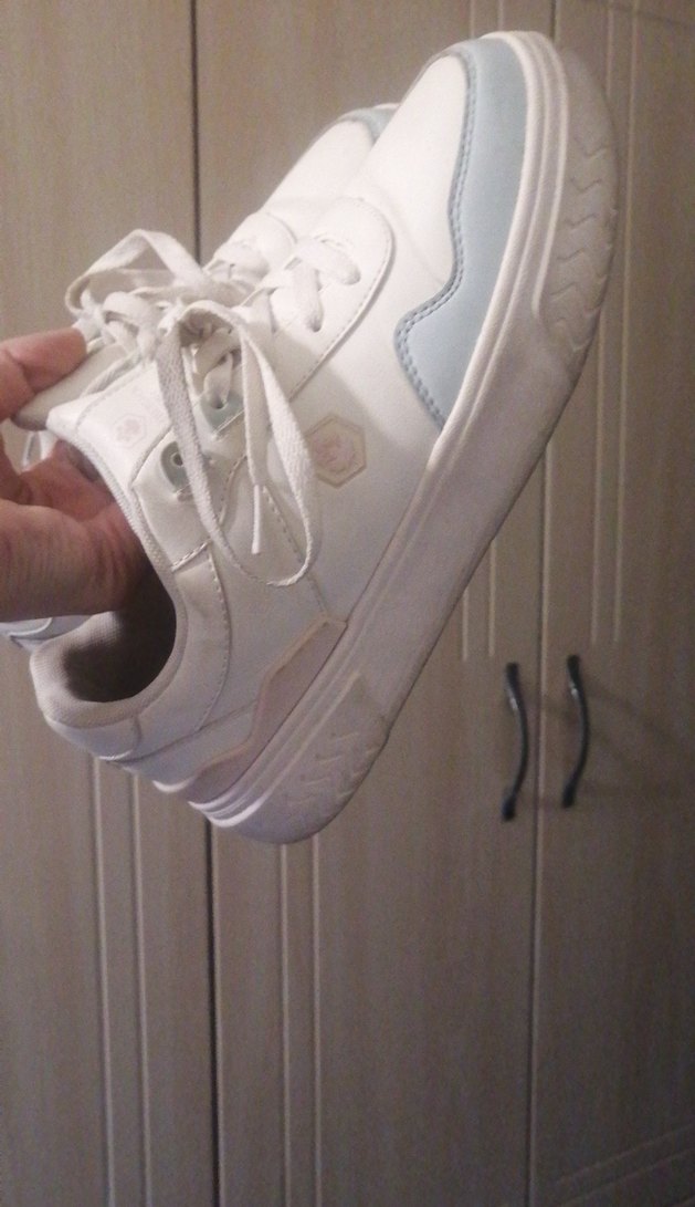 Beyaz Kadın Bağcıklı Dolgu Topuk Spor Ayakkabı - Görsel 3