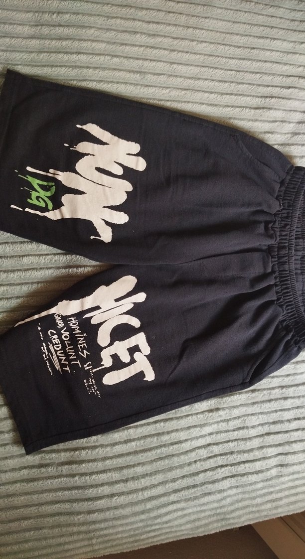 Siyah Baskılı Erkek Çocuk Bol Kesim Şort - Görsel 4