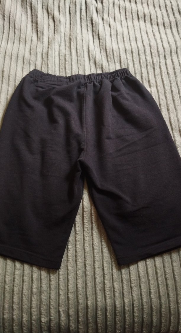 Siyah Baskılı Erkek Çocuk Bol Kesim Şort - Görsel 2