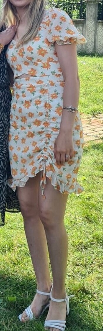 xs Beden çeşitli Renk Çiçekli elbise