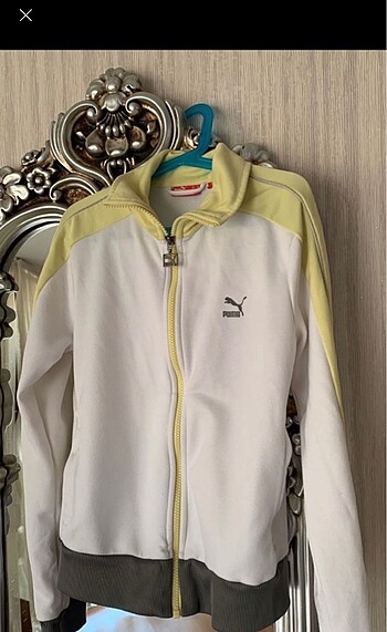 Puma sweatshirt