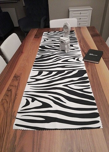Beden Zebra desenli runner