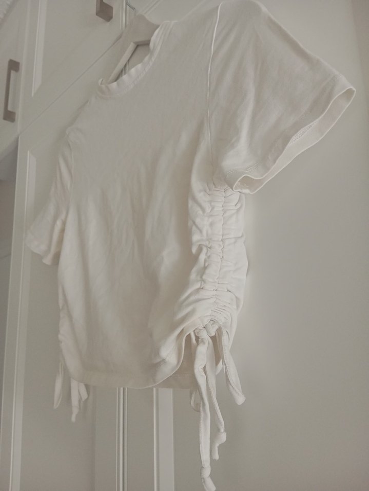 Beyaz Kısa Kollu Basic Crop Top - Görsel 2