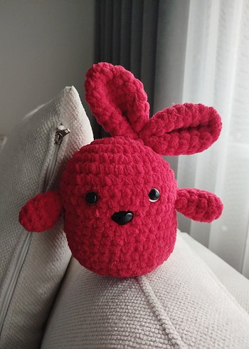 Amigurimi Kırmızı Peluş Tavşan - Görsel 3