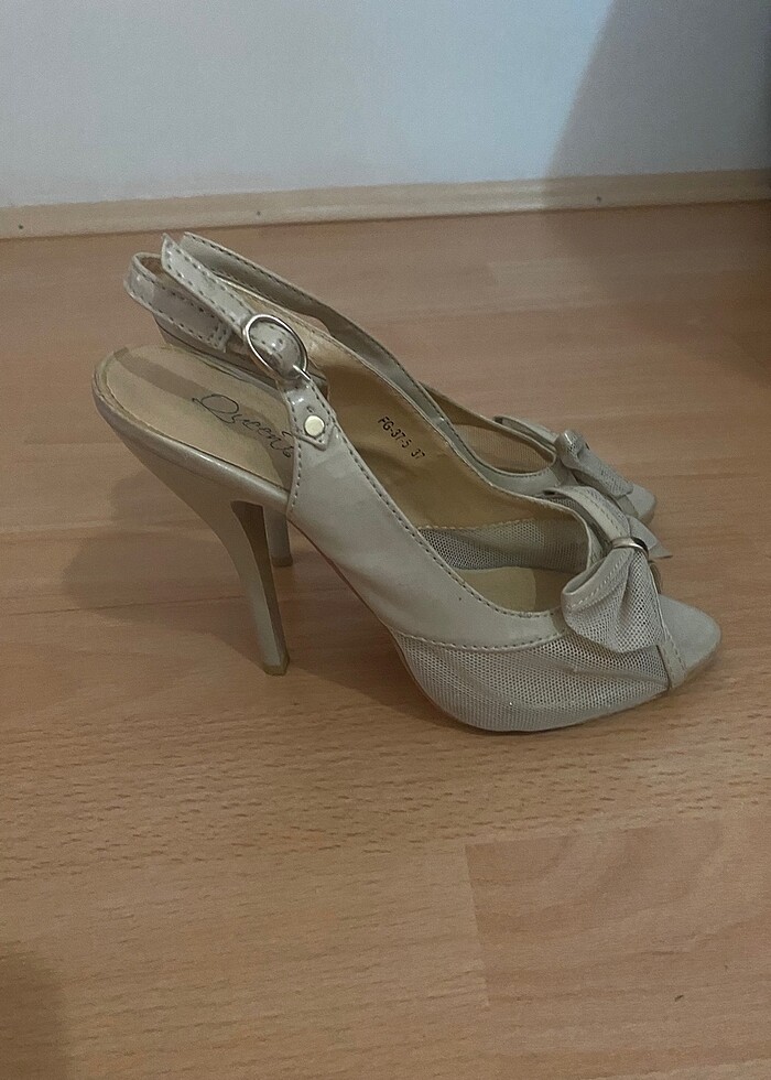 Şık topuklu ayakkabı - Görsel 2