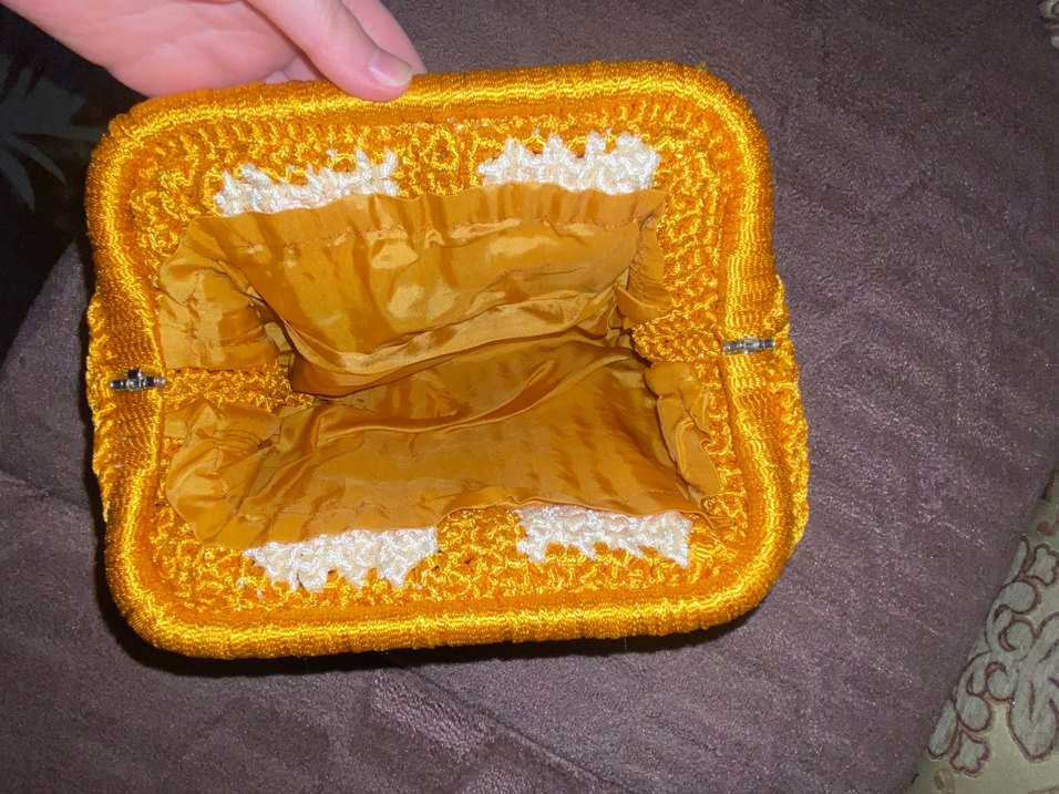 Sarı ve Beyaz Örgü Kadın Portföy Çanta - Görsel 3