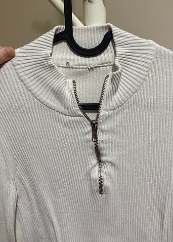 Yarım Fermuarlı Beyaz Yüksek Yaka Triko Kadın Kazak - Görsel 2