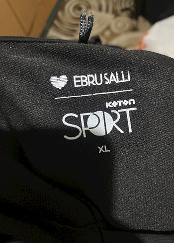 Koton Siyah Kapüşonlu Kolsuz Sweatshirt