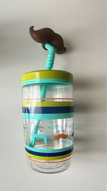 Skip hop bıyık bardak