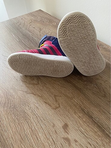 23 Beden pembe Renk Adidas ayakkabı, 23 no
