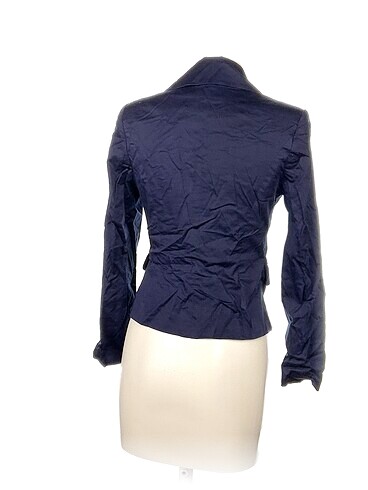 38 Beden Armine Blazer %70 İndirimli.