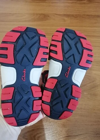 27 Beden Clarks erkek çocuk sandalet 