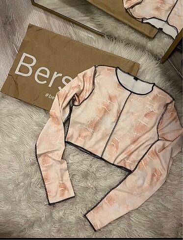 BERSHKA
