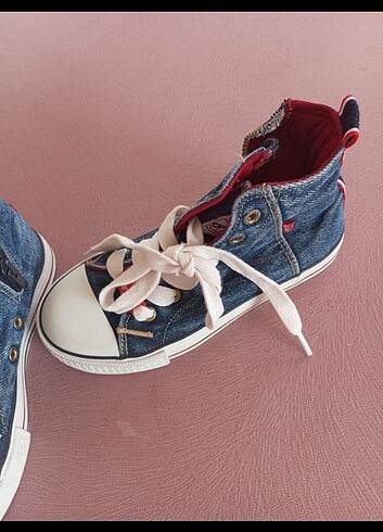 31 Beden Levi's bot
