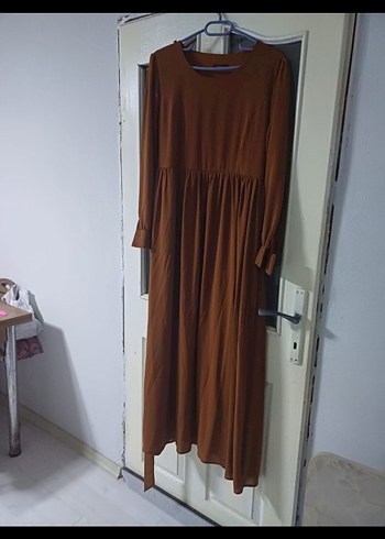 Uzun Kollu Kahverengi  Elbise - Görsel 2