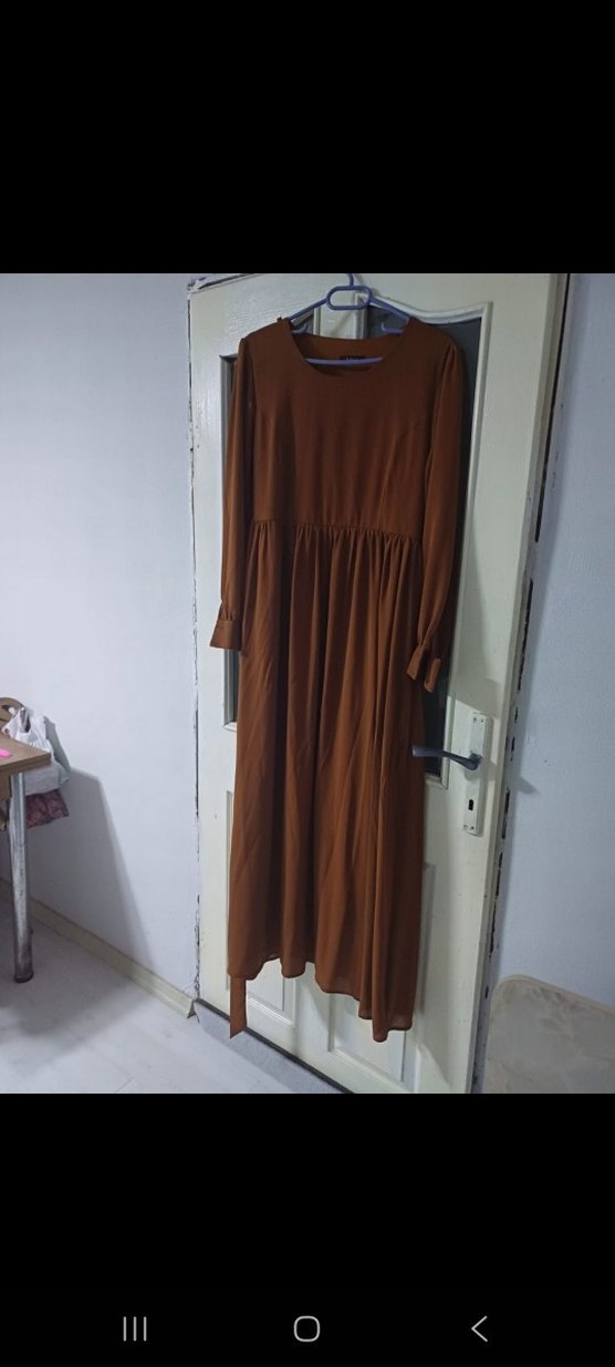 Uzun Kollu Kahverengi  Elbise - Görsel 2