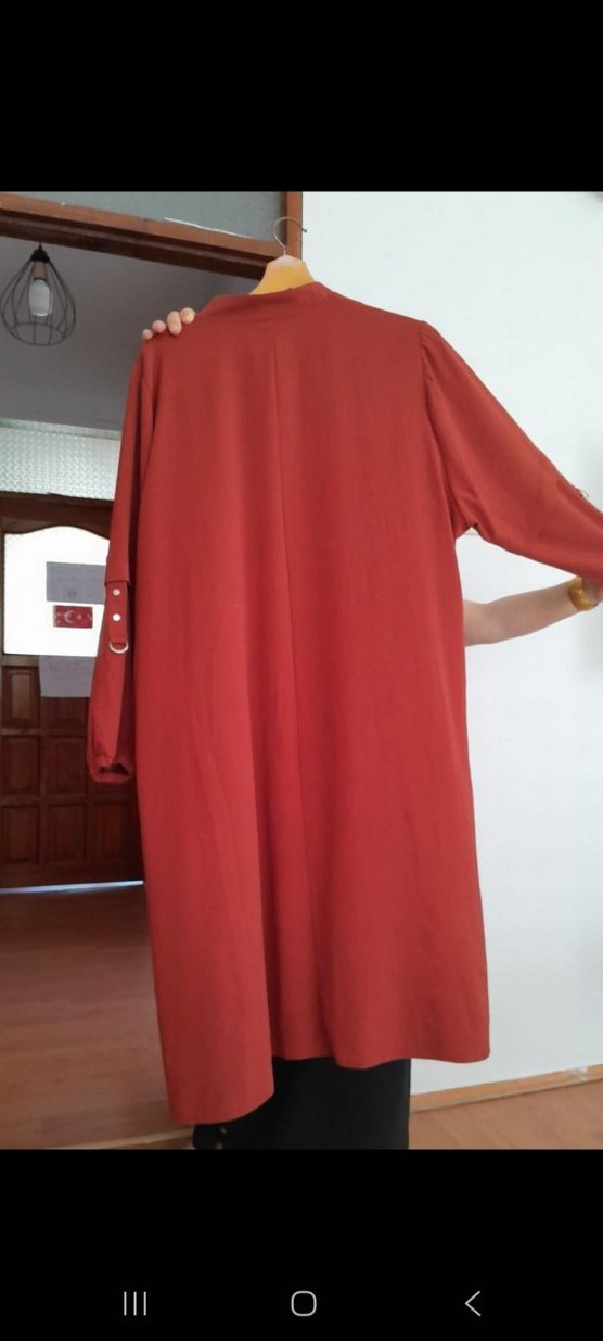 Uzun Kollu kremit Düğmeli hırka - Görsel 2