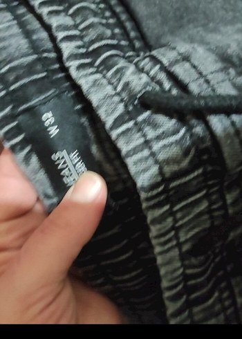 Gri Batik Desenli Bol Kesim Erkek Kot Pantolon - Görsel 2