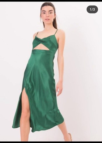 Yeşil Parlak Uzun Saten Elbise - Görsel 2