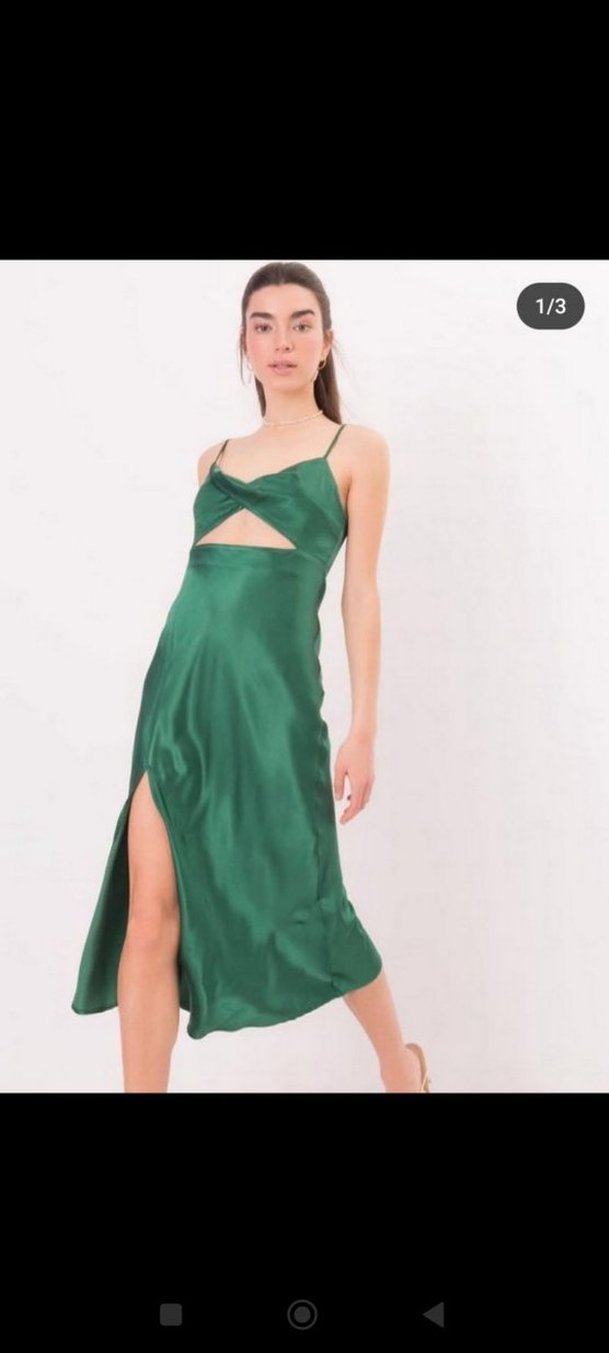 Yeşil Parlak Uzun Saten Elbise - Görsel 2